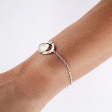 Load image into Gallery viewer, White Golden Bracelet set with 4.99 Carat Indian Moonstone and Diamond