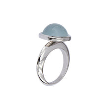 Load image into Gallery viewer, White and Yelllow Pink Golden rings set with Moonstones and Aquamarine