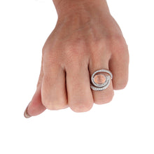Load image into Gallery viewer, White Golden Ring set with 3.04 Carat Rose Quartz with Star Effect and Diamonds