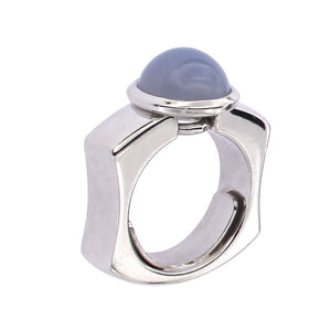 White Golden Ring set with Chalcedony